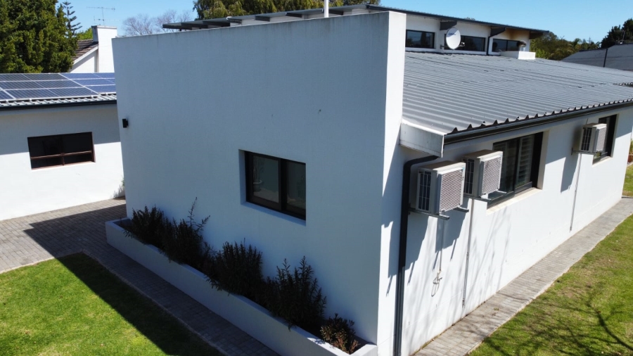 5 Bedroom Property for Sale in Riversdale Western Cape